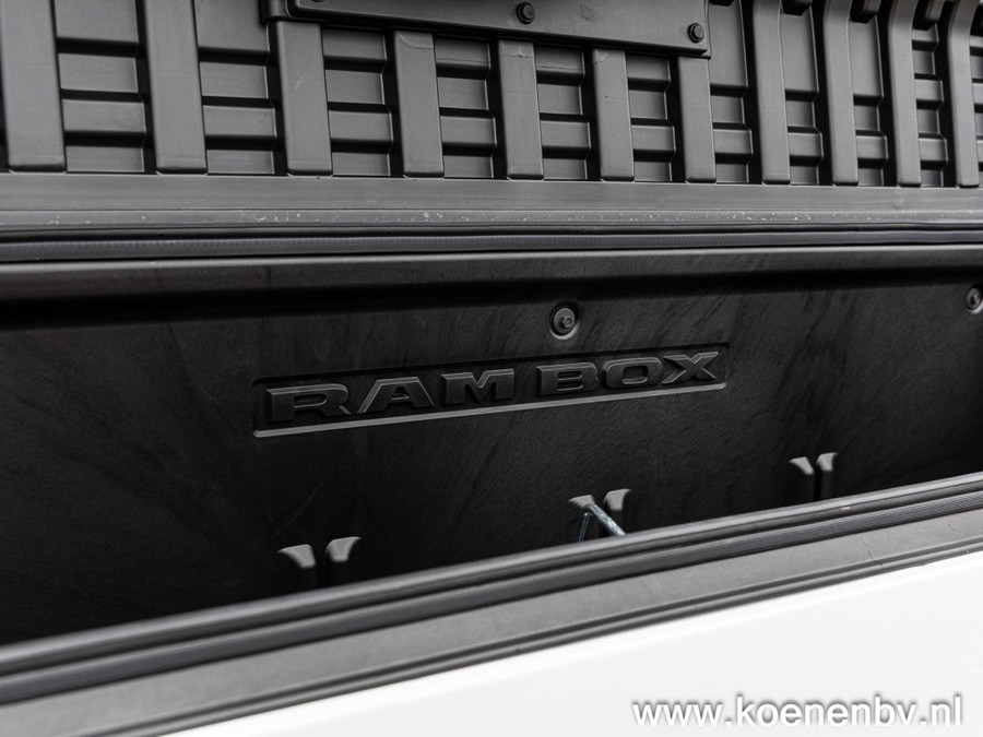Dodge Ram Pickup Limited Night MY25 540pk Multi Function Tailgate LPG Bakflip SUPERAKTIE!!