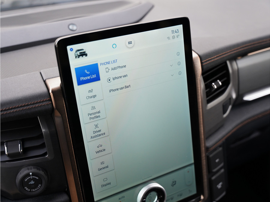 Ford F-150 Lightning Lariat Standard Range