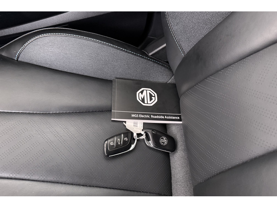 MG MG5 Electric Long Range Luxury 61 kWh (95% SOH)