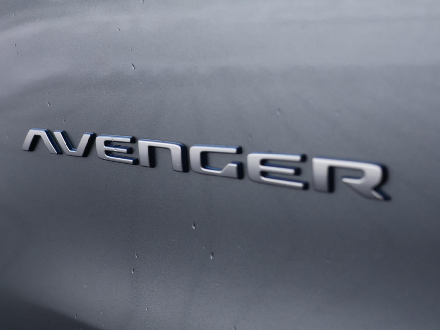 Jeep Avenger Summit 54 kWh