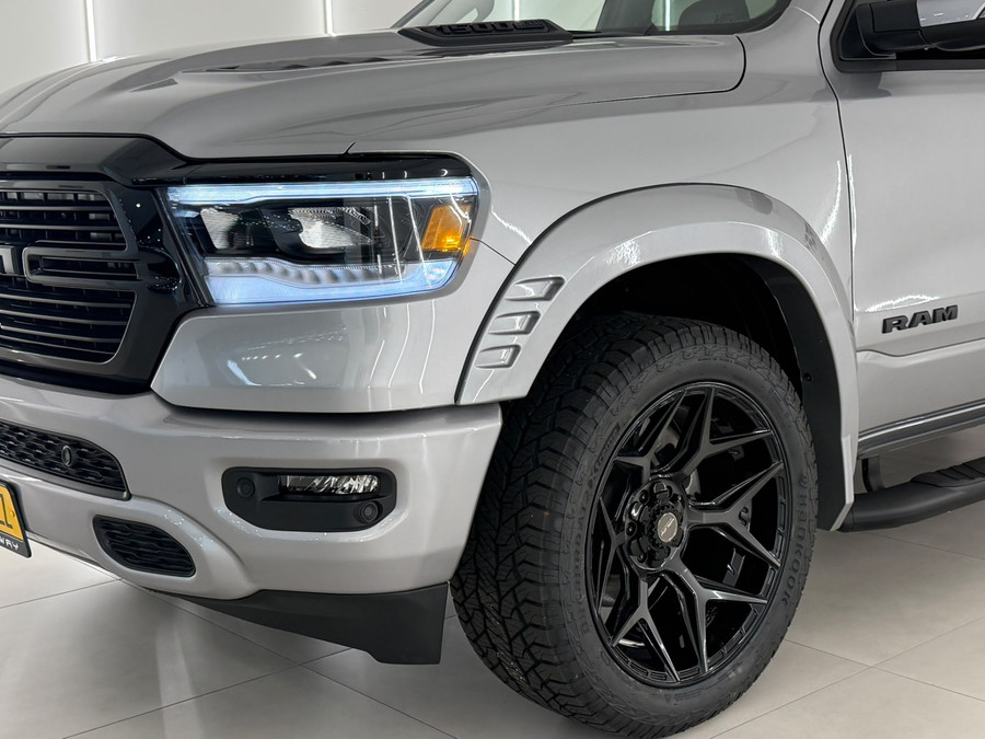 RAM 1500 5.7 V8 4x4 Crew Cab Sport
