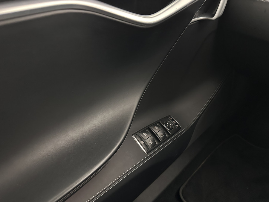 Tesla Model S 75D Base [ 3-Fase-17kW ] (SOH-85%)