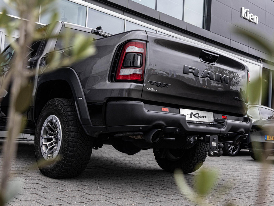 Dodge RAM 1500 6.2 V8 4x4 Crew Cab TRX