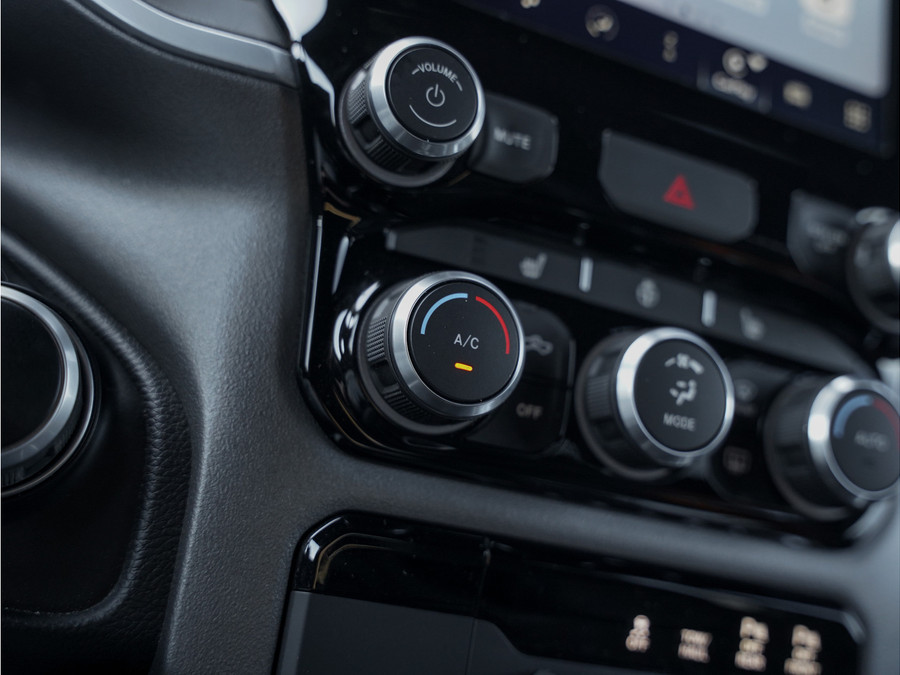 Dodge RAM 1500 Big Horn 3.6L eTorque