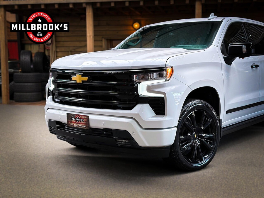 Chevrolet Silverado High Country 6.2 V8 420 PK,