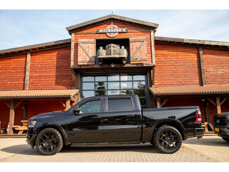 Dodge RAM 1500 5.7 V8 4x4 Crew Cab Laramie
