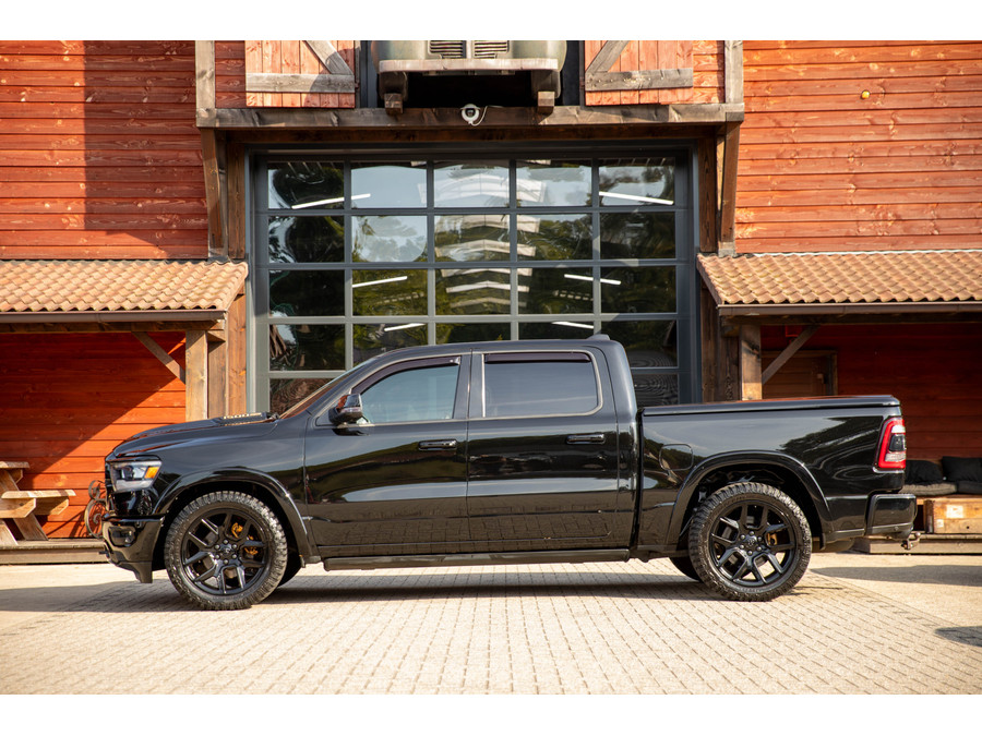 Dodge RAM 1500 5.7 V8 4x4 Crew Cab Laramie