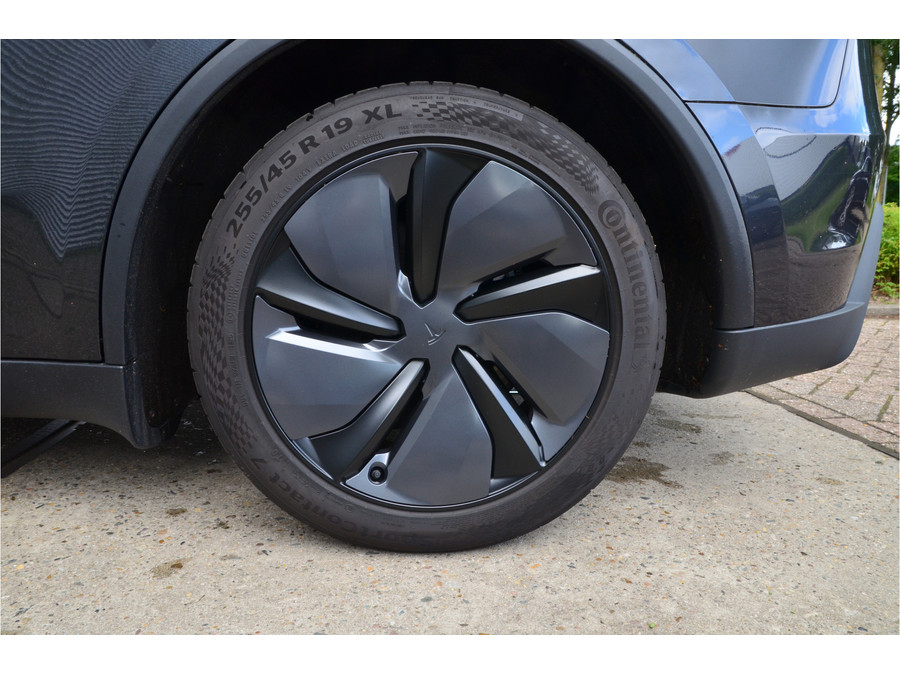 Tesla Model Y Premium Long Range RWD 75 kWh