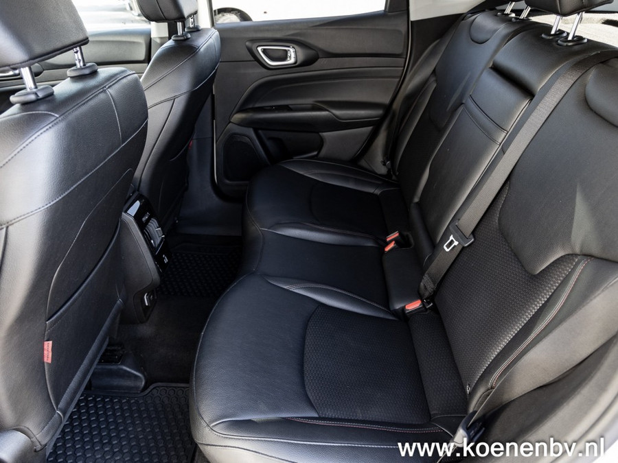 Jeep Compass 4xE 240pk 4x4 Autom. PHEV Trailhawk CLIMATE C. / LEER