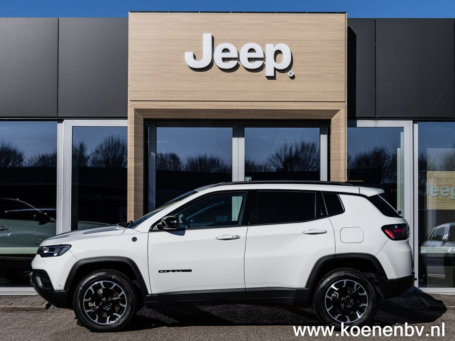 Jeep Compass 4xE 240pk 4x4 Autom. PHEV Trailhawk CLIMATE C. / LEER