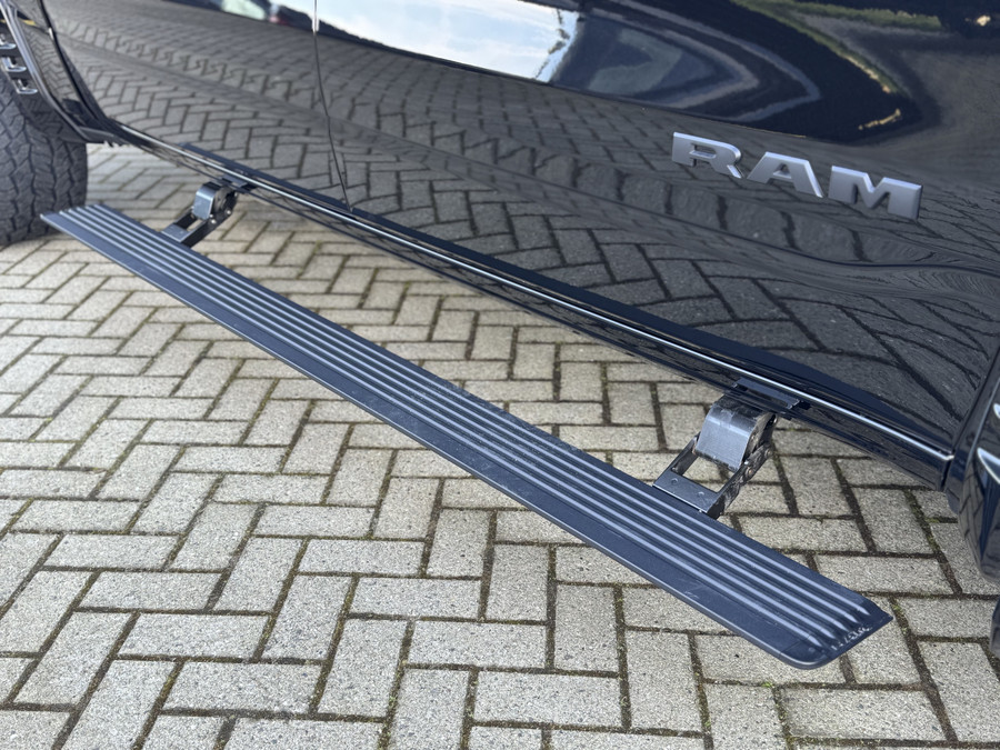 Dodge Ram 1500 Limited XXL