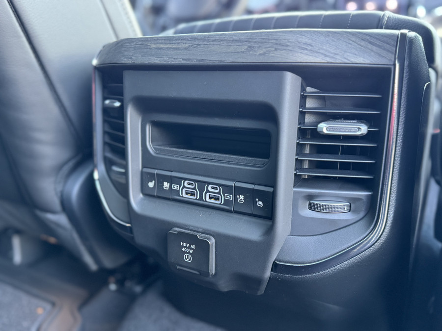 Dodge Ram 1500 Limited XXL