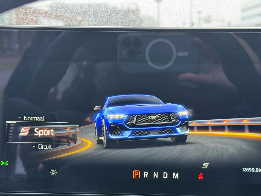 Ford Mustang GT 5.0 V8 Dark Horse