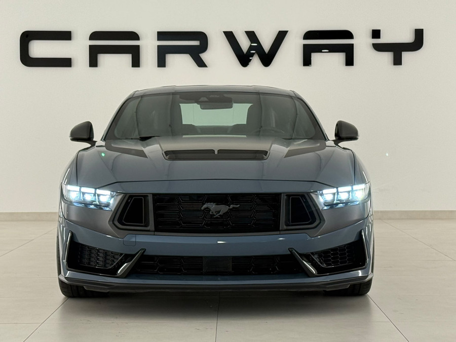 Ford Mustang GT 5.0 V8 Dark Horse