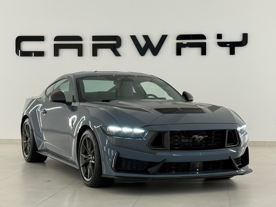 Ford Mustang GT 5.0 V8 Dark Horse