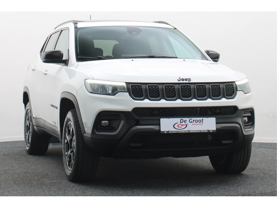 Jeep Compass 4xe 240 Plug-in Hybrid Electric Trailhawk