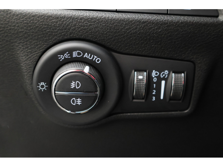 Jeep Compass 4xe 240 Plug-in Hybrid Electric Trailhawk