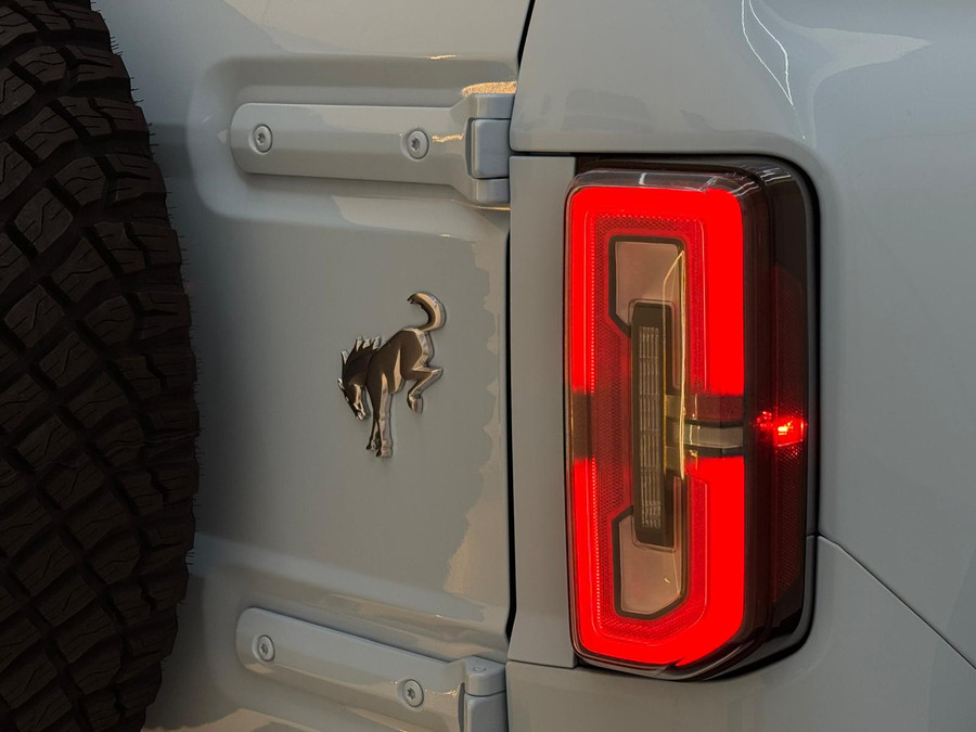 Ford Bronco 2.7 Heritage Edition