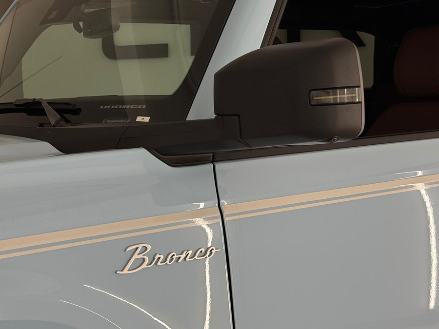 Ford Bronco 2.7 Heritage Edition