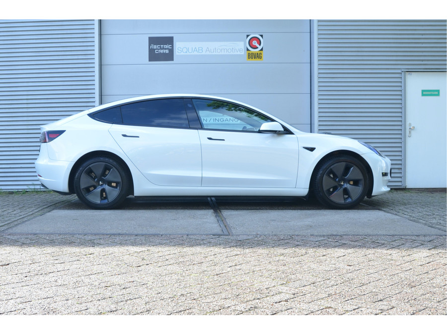 Tesla Model 3 Standard RWD Plus 60 kWh