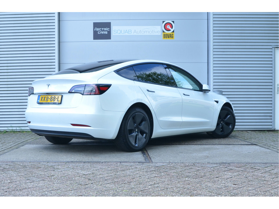 Tesla Model 3 Standard RWD Plus 60 kWh