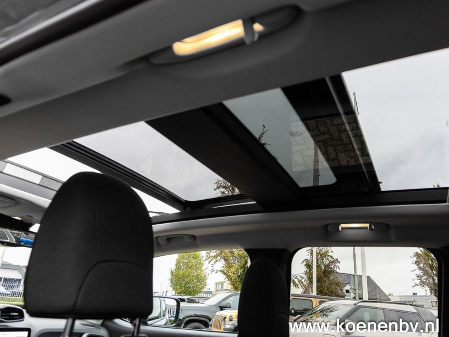 Jeep Renegade 4XE 240pk Auto PHEV North Star PANO / CLIMA / ADAPT. CRUISE