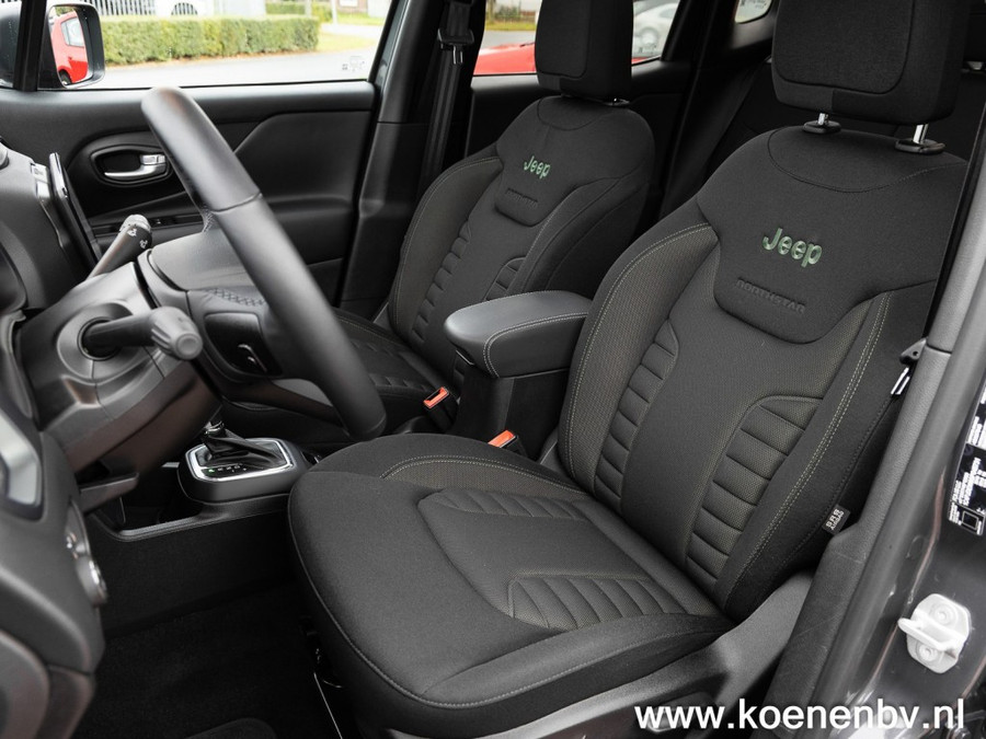 Jeep Renegade 4XE 240pk Auto PHEV North Star PANO / CLIMA / ADAPT. CRUISE