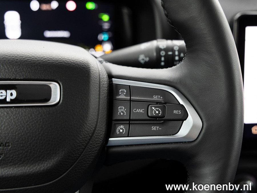 Jeep Renegade 4XE 240pk Auto PHEV North Star PANO / CLIMA / ADAPT. CRUISE