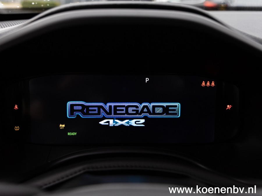 Jeep Renegade 4XE 240pk Auto PHEV North Star PANO / CLIMA / ADAPT. CRUISE