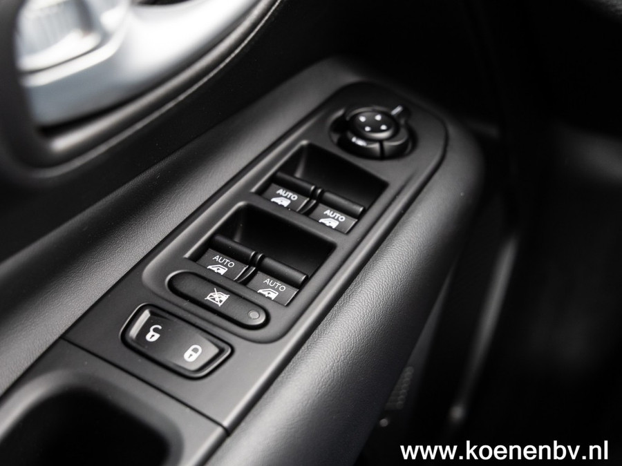 Jeep Renegade 4XE 240pk Auto PHEV North Star PANO / CLIMA / ADAPT. CRUISE