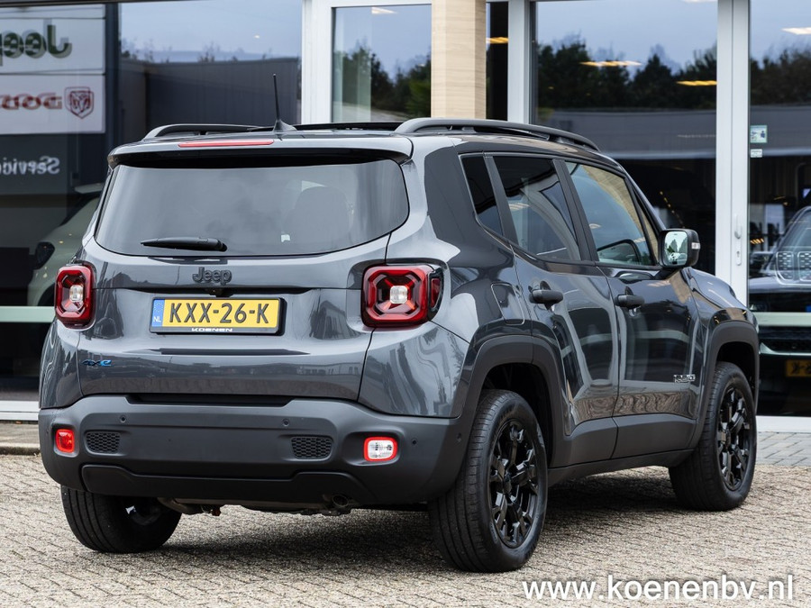 Jeep Renegade 4XE 240pk Auto PHEV North Star PANO / CLIMA / ADAPT. CRUISE