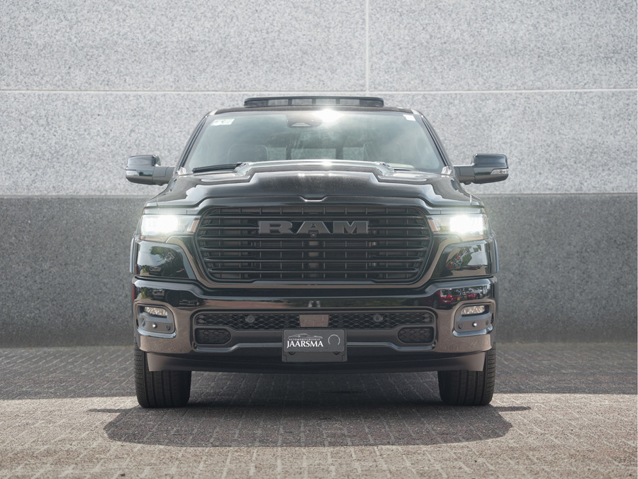 Dodge RAM 1500 Laramie Night SST Hurricane 426pk