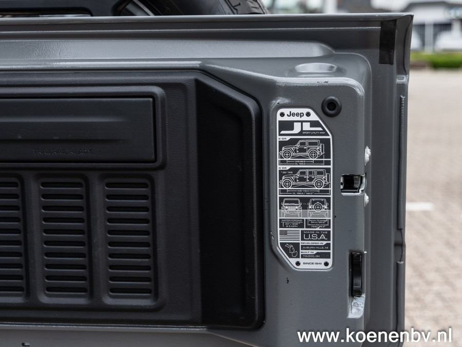 Jeep Wrangler 4XE 4x4 Autom. SAHARA MY SKY TOP / LEER / 20 All SEASON