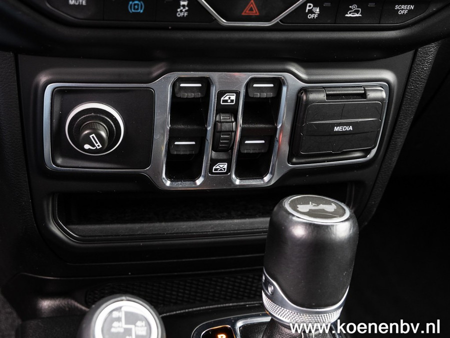 Jeep Wrangler 4XE 4x4 Autom. SAHARA MY SKY TOP / LEER / 20 All SEASON