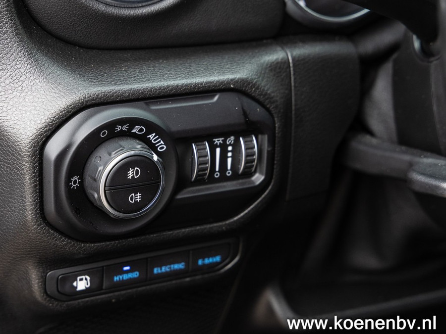 Jeep Wrangler 4XE 4x4 Autom. SAHARA MY SKY TOP / LEER / 20 All SEASON
