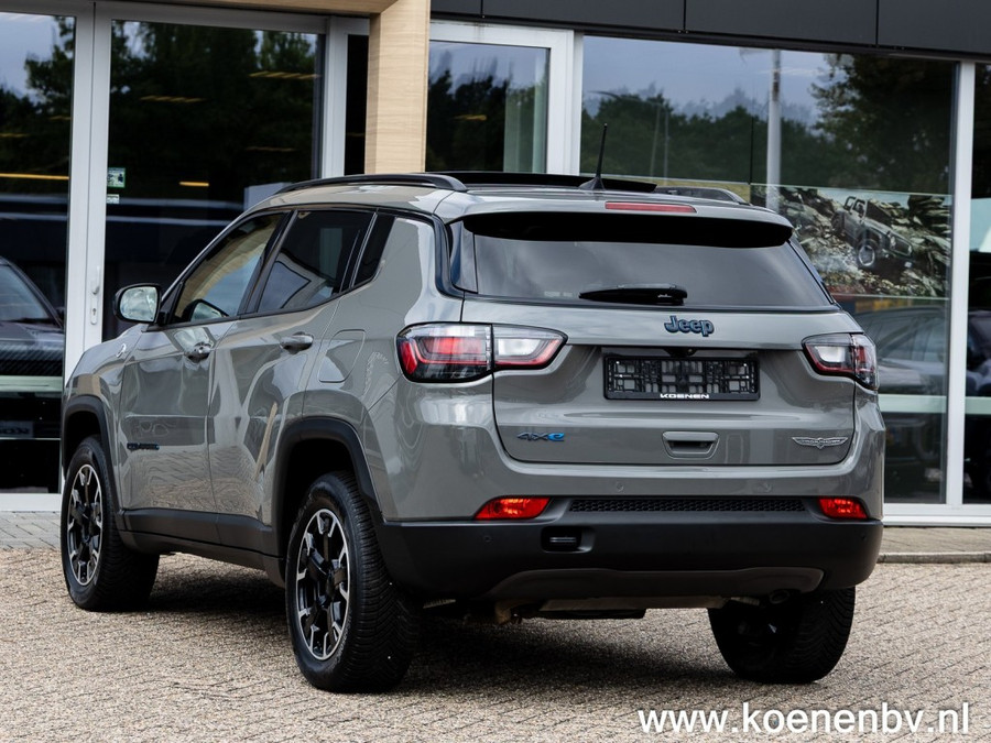 Jeep Compass 4xE 240pk 4x4 Autom. PHEV Trailhawk CLIMATE C. / PANO / CRUISE C.