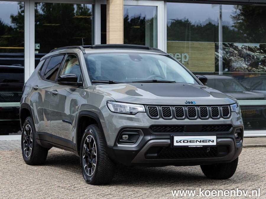 Jeep Compass 4xE 240pk 4x4 Autom. PHEV Trailhawk CLIMATE C. / PANO / CRUISE C.