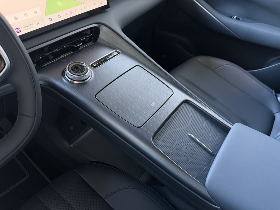 Geely E5 Pro+ 68 kWh | 475 km WLTP | Moonlight Silver 8 Jaar Garantie | 360° Camera | Warmtepomp | Leder | Bl