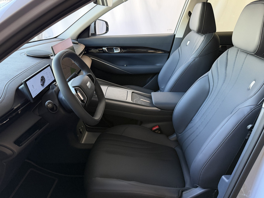 Geely E5 Pro+ 68 kWh | 475 km WLTP | Moonlight Silver 8 Jaar Garantie | 360° Camera | Warmtepomp | Leder | Bl