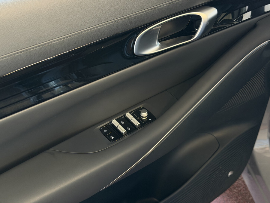 Geely E5 Pro+ 68 kWh | 475 km WLTP | Moonlight Silver 8 Jaar Garantie | 360° Camera | Warmtepomp | Leder | Bl