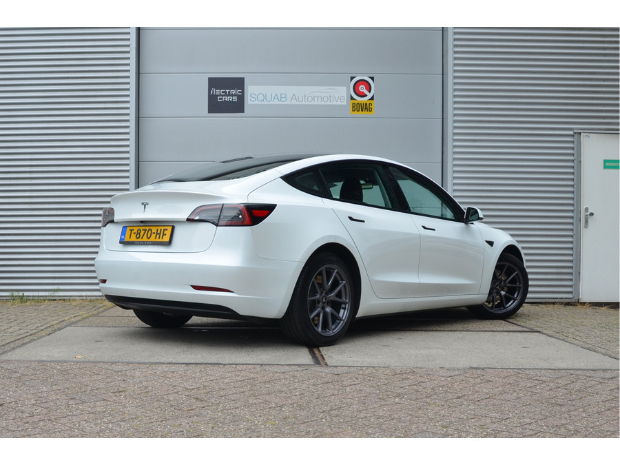 Tesla Model 3 Standard RWD Plus 60 kWh