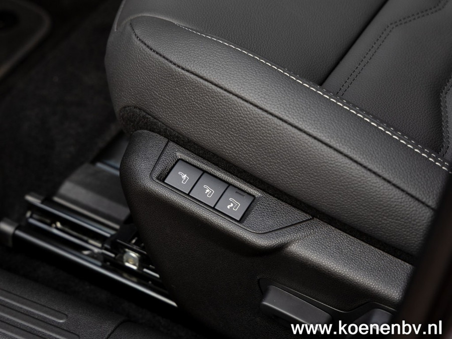 Jeep Avenger 1.2 E-Hybrid SUMMIT Auto. PANO / LEER / ENTERTAINMENT PACK