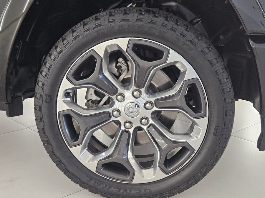 Dodge RAM Van 1500 5.7 V8 4x4 Crew Cab Limited Longhorn Full Option
