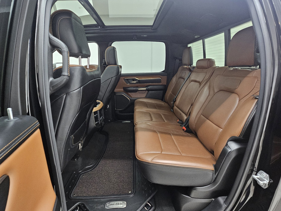 Dodge RAM Van 1500 5.7 V8 4x4 Crew Cab Limited Longhorn Full Option