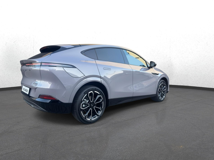 XPENG G6 RWD Long Range 80.8 kWh