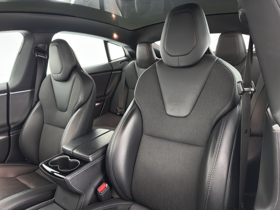 Tesla Model S 75D Base