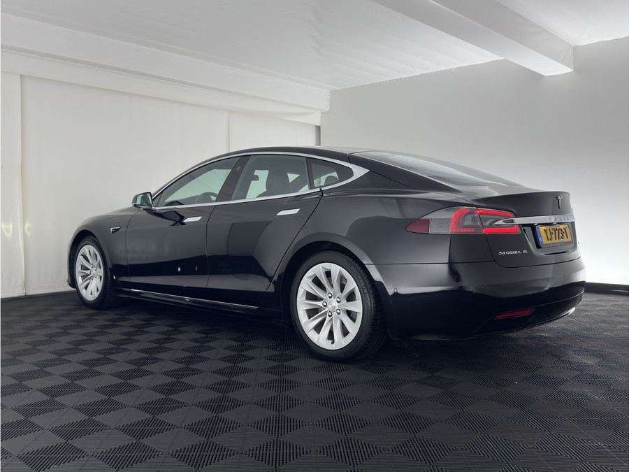 Tesla Model S 75D Base