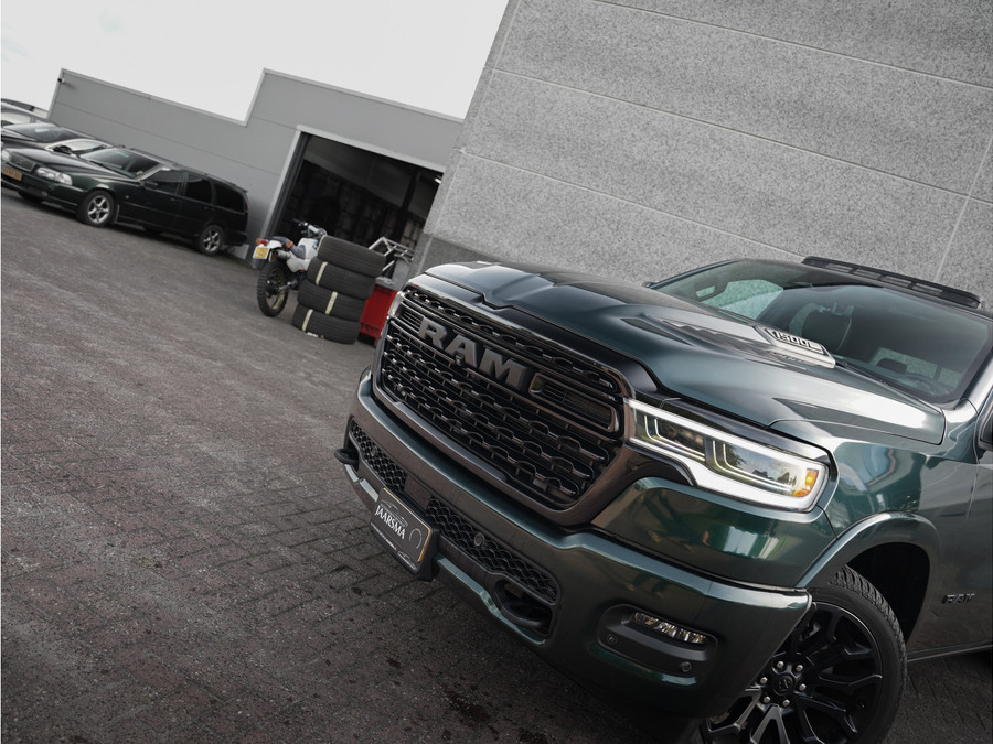 Dodge RAM 1500 Limited Night 549pk Hurricane H-O