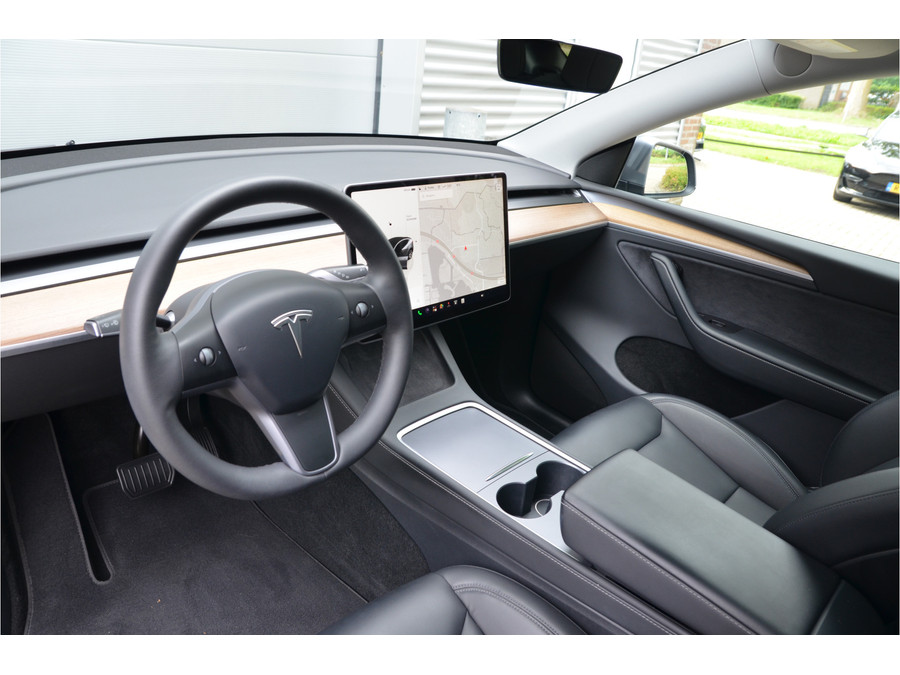 Tesla Model Y Long Range AWD 75 kWh