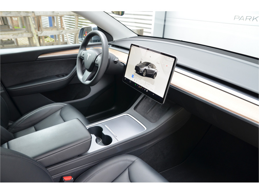 Tesla Model Y Long Range AWD 75 kWh